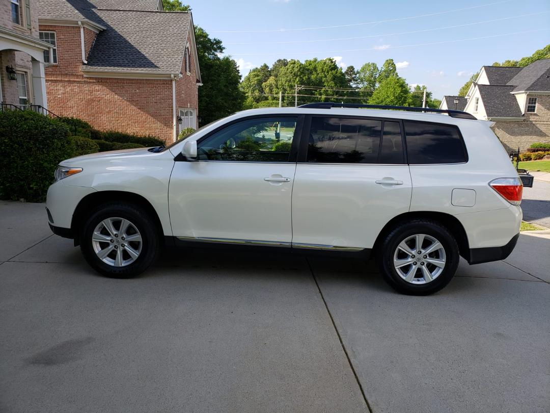 2012 TOYOTA HIGHLANDER