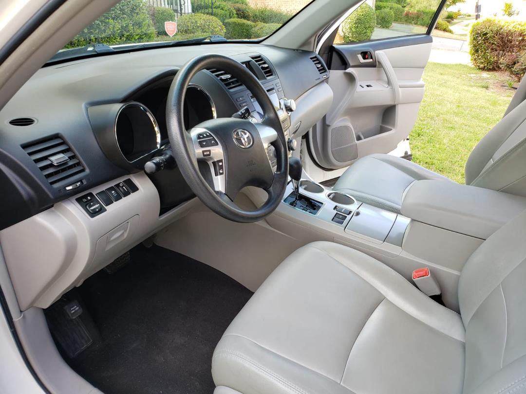 2012 TOYOTA HIGHLANDER