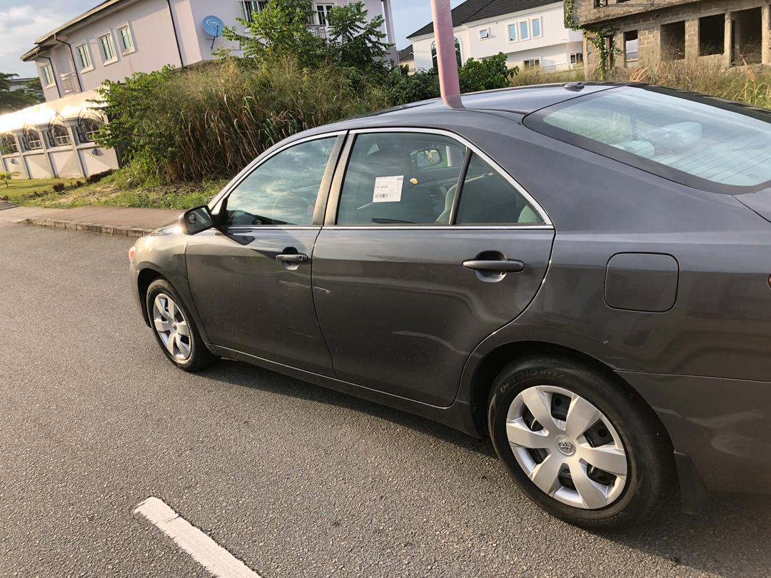 2010 TOYOTA CAMRY