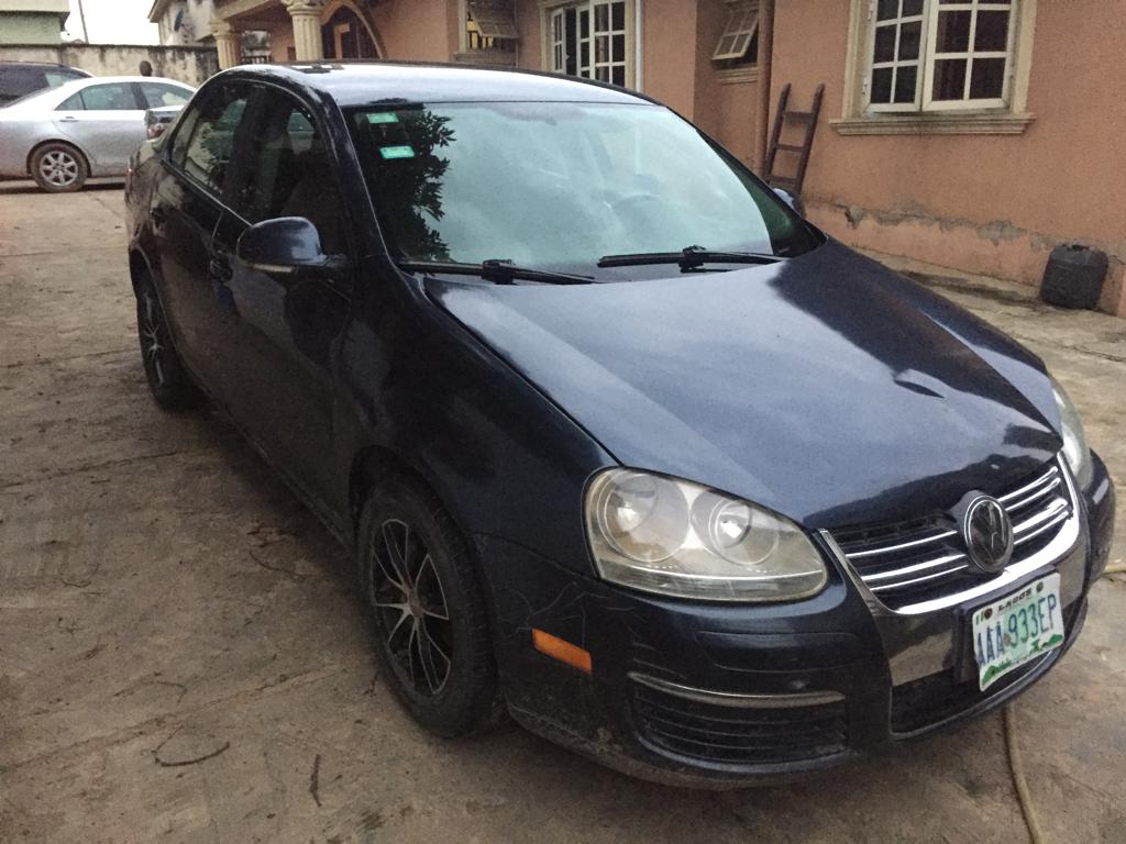 2006 VOLKSWAGEN JETTA